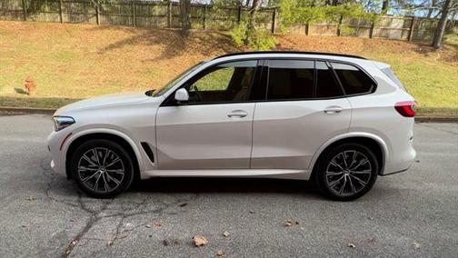 Alpine White 2019 BMW X5 xDrive40i