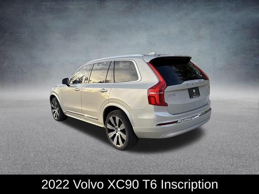 2022 Volvo XC90 T6 Inscription