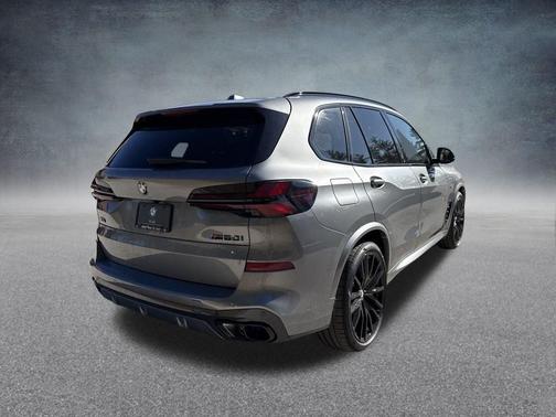 2026 BMW X5 M60i