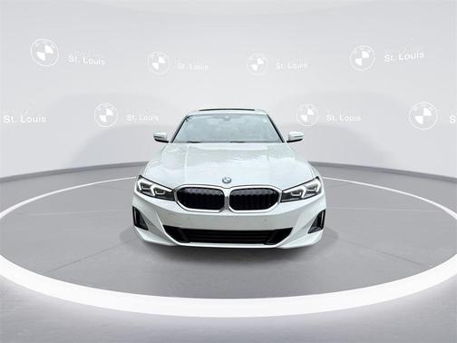 Mineral White Metallic 2025 BMW 330 xDrive