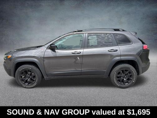 Granite Crystal Metallic Clearcoat 2022 Jeep Cherokee Trailhawk