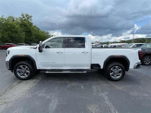 2025 GMC Sierra 2500 SLT