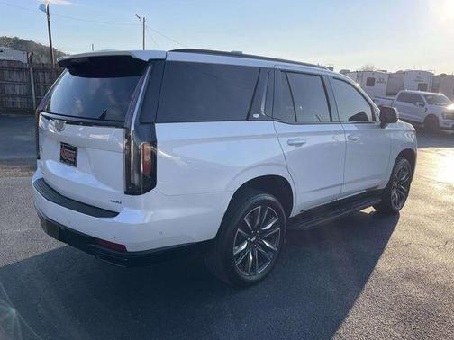 2023 Cadillac Escalade Sport