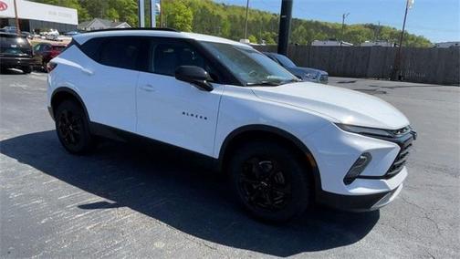 2025 Chevrolet Blazer LT
