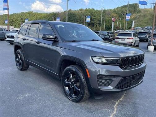 2022 Jeep Grand Cherokee Altitude