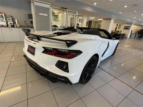 2025 Chevrolet Corvette Stingray w/2LT