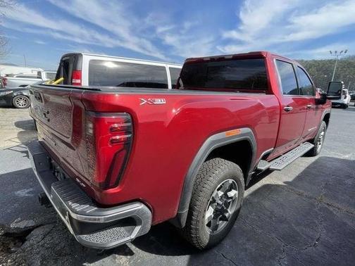 2025 GMC Sierra 2500 SLT