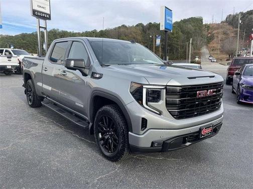 2025 GMC Sierra 1500 Elevation