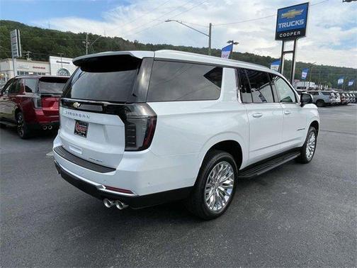 2025 Chevrolet Suburban Premier