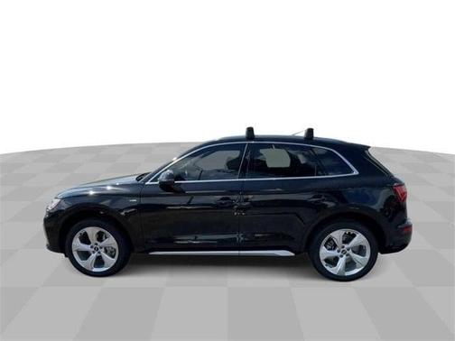 2022 Audi Q5 45 S line quattro Premium