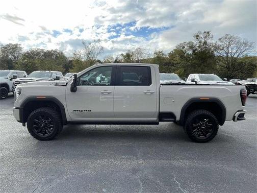 2026 GMC Sierra 2500 AT4