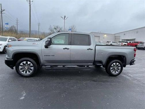 2024 Chevrolet Silverado 2500 Custom