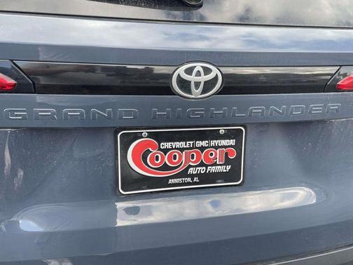 2024 Toyota Grand Highlander XLE