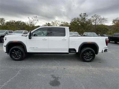 2026 GMC Sierra 2500 AT4