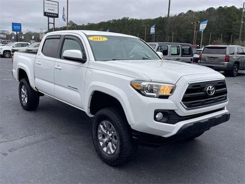 2017 Toyota Tacoma SR5