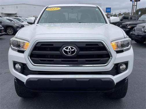 2017 Toyota Tacoma SR5