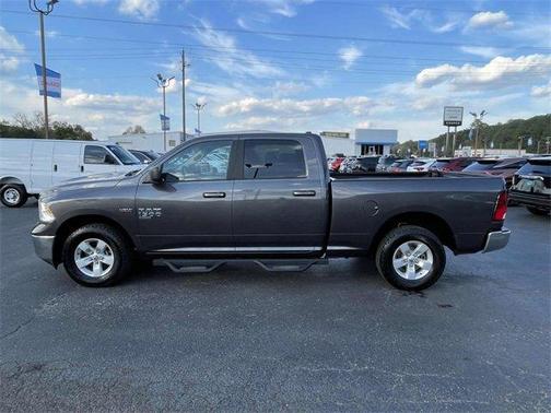 2021 RAM 1500 Classic SLT