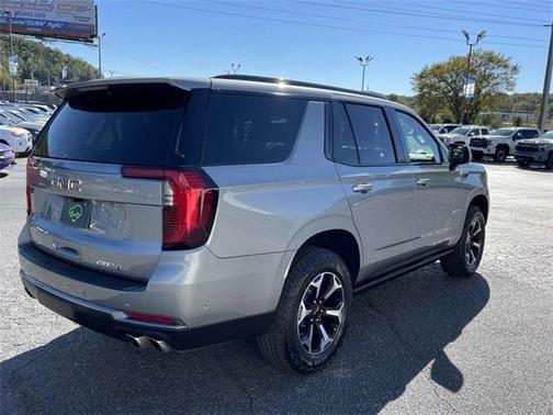 2025 GMC Yukon AT4