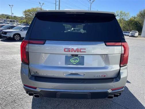 2025 GMC Yukon AT4