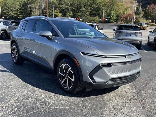 2026 Chevrolet Equinox EV LT 2