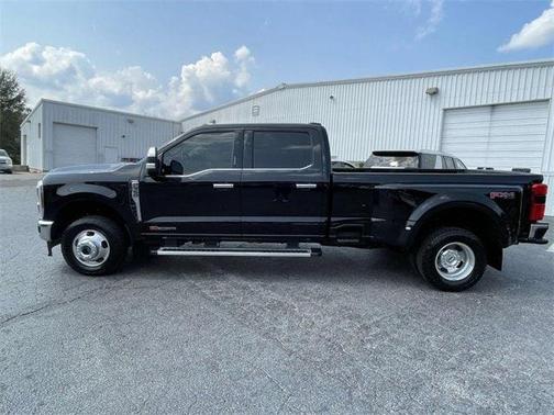 2024 Ford F-350 Lariat Super Duty