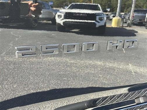 2026 Chevrolet Silverado 2500 LT