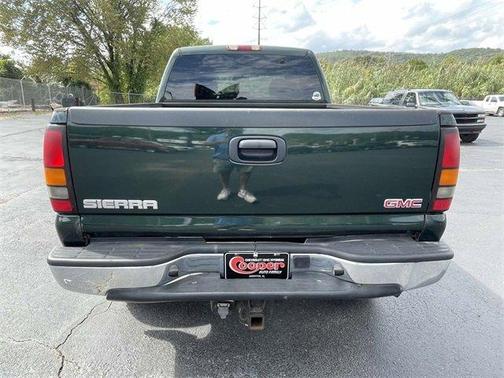 2004 GMC Sierra 2500 SLE