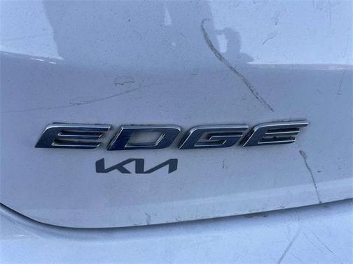 2020 Ford Edge SE