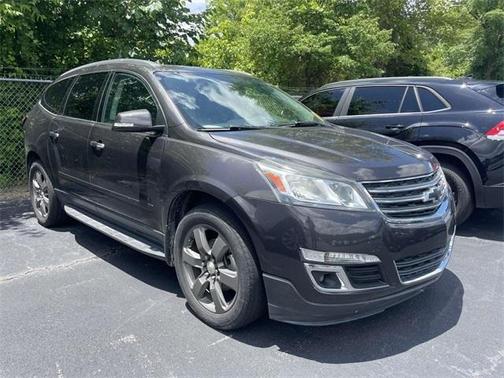 2017 Chevrolet Traverse 2LT