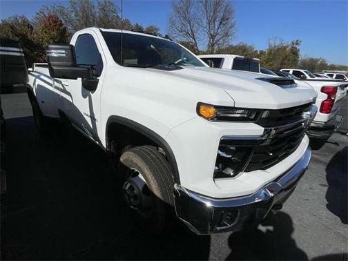 2025 Chevrolet Silverado 3500 LT