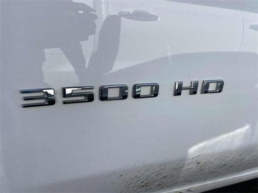 2025 Chevrolet Silverado 3500 LT