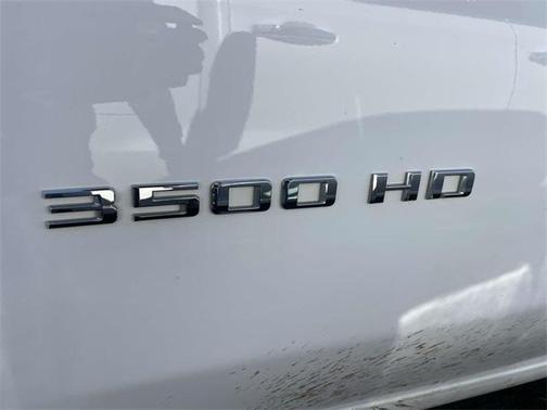 2025 Chevrolet Silverado 3500 LT