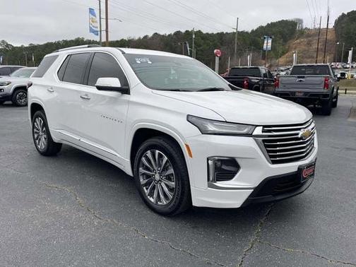 2023 Chevrolet Traverse Premier