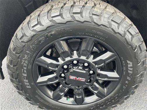 2026 GMC Sierra 2500 AT4