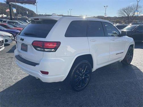 2020 Jeep Grand Cherokee Altitude