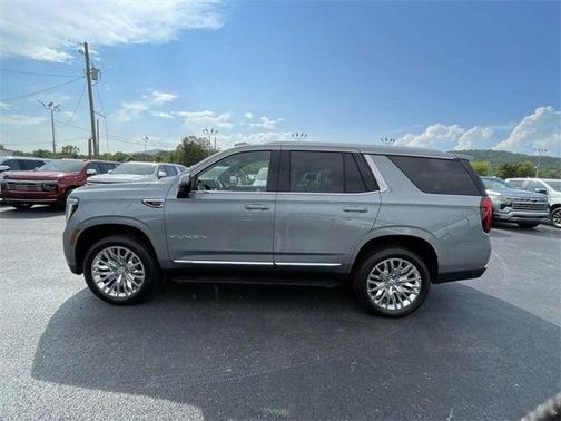 2025 GMC Yukon Elevation