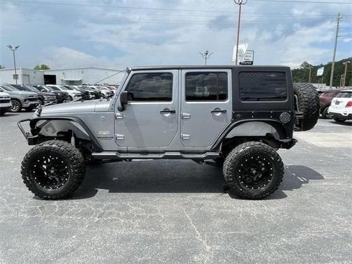 2014 Jeep Wrangler Unlimited Sahara
