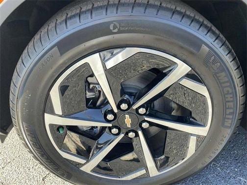 2026 Chevrolet Equinox EV LT 1