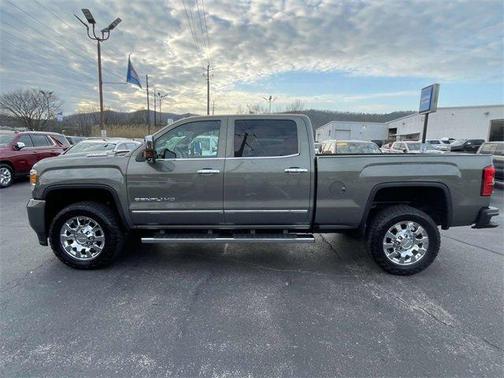 2018 GMC Sierra 2500 Denali