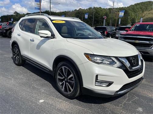 2017 Nissan Rogue SL