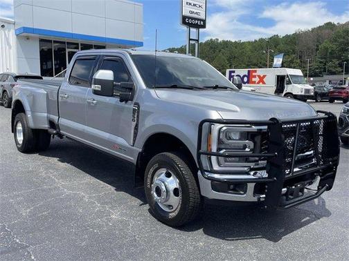 2023 Ford F-350 Lariat Super Duty