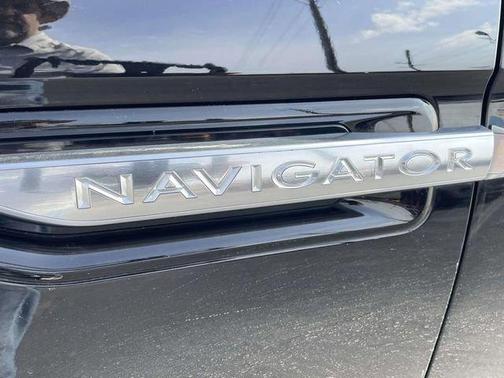 2018 Lincoln Navigator Select
