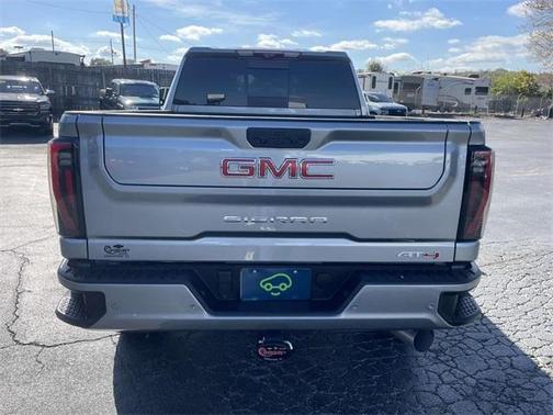 2024 GMC Sierra 2500 AT4