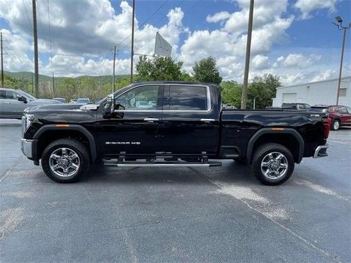 2025 GMC Sierra 2500 SLT
