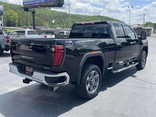 2025 GMC Sierra 2500 SLT