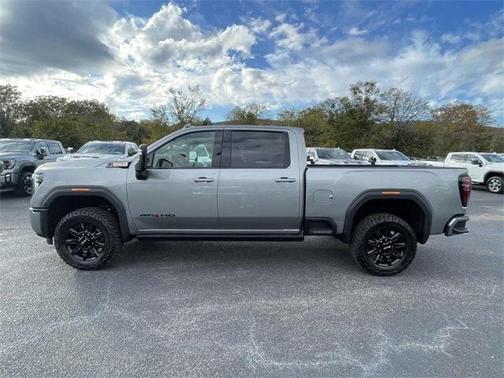 2026 GMC Sierra 2500 AT4