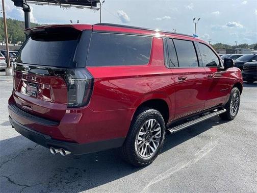 2025 Chevrolet Suburban Z71
