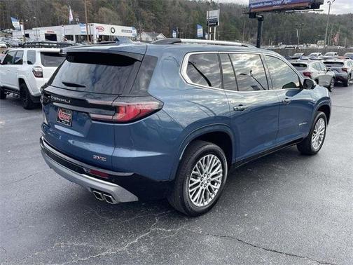 2024 GMC Acadia Denali