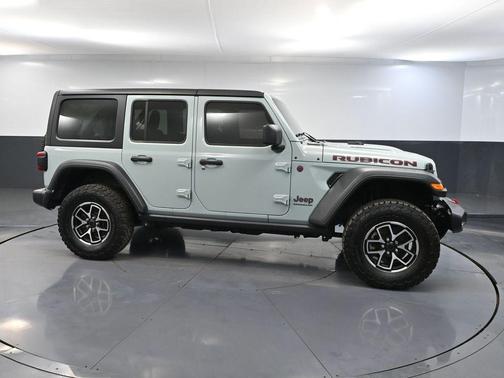 Earl 2024 Jeep Wrangler Rubicon