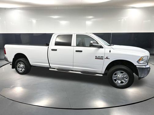 2018 RAM 3500 Tradesman Crew Cab 4x4 8' Box